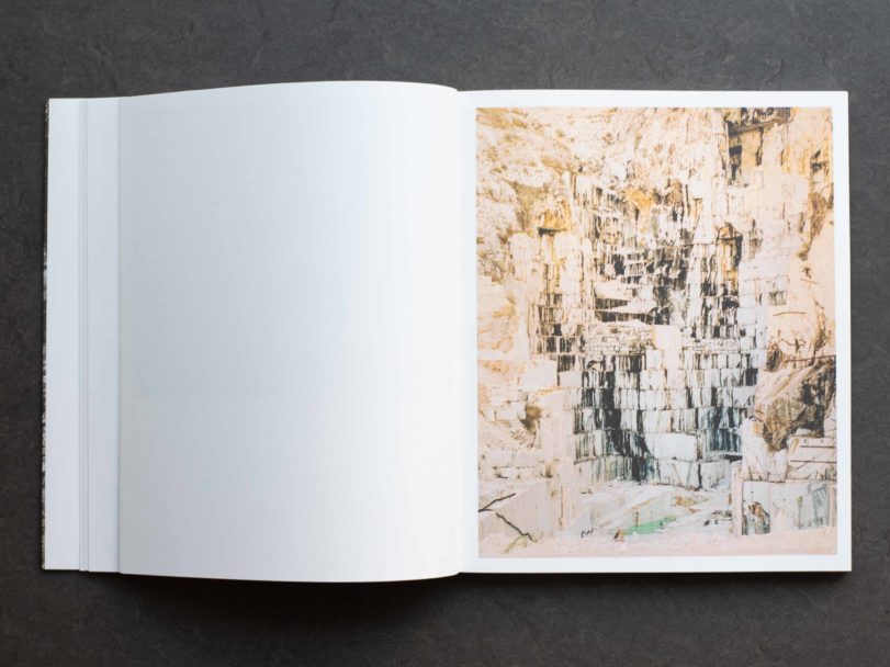 1099-inside3-RG8_1057