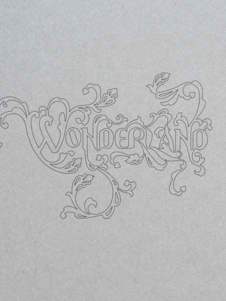 wonderland-frontcover-RG8_0899