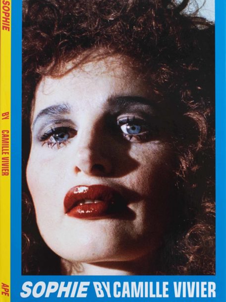 sophie-frontcover-RG8_1113