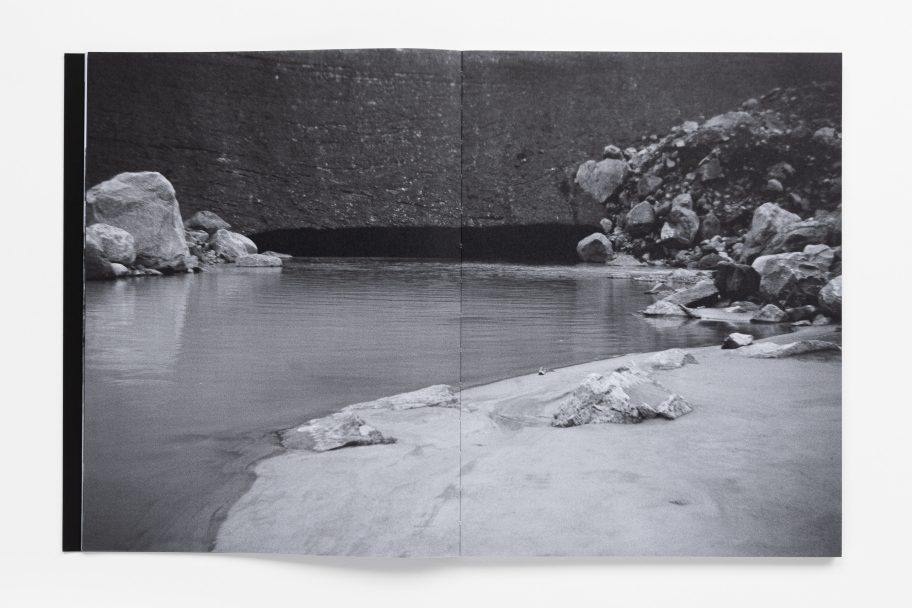 Multipress_Line_Bohmer_Lokken_Immersed_Stone_Black_Ice_WebRes_05 (1)