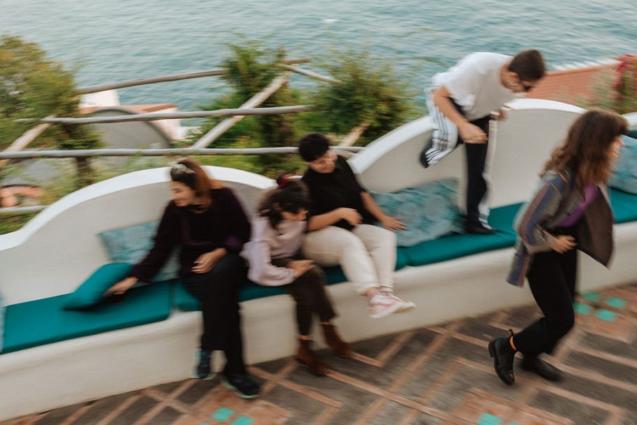 Il gruppo di studio ৺ ෴ ර ∇ ❃ ꩜ ﹌﹌ in residenza in Costiera amalfitana con Marea Art Project_2